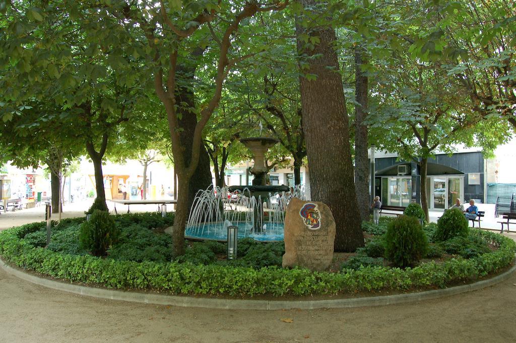 Hostal Torras Sant Hilari Sacalm Luaran gambar