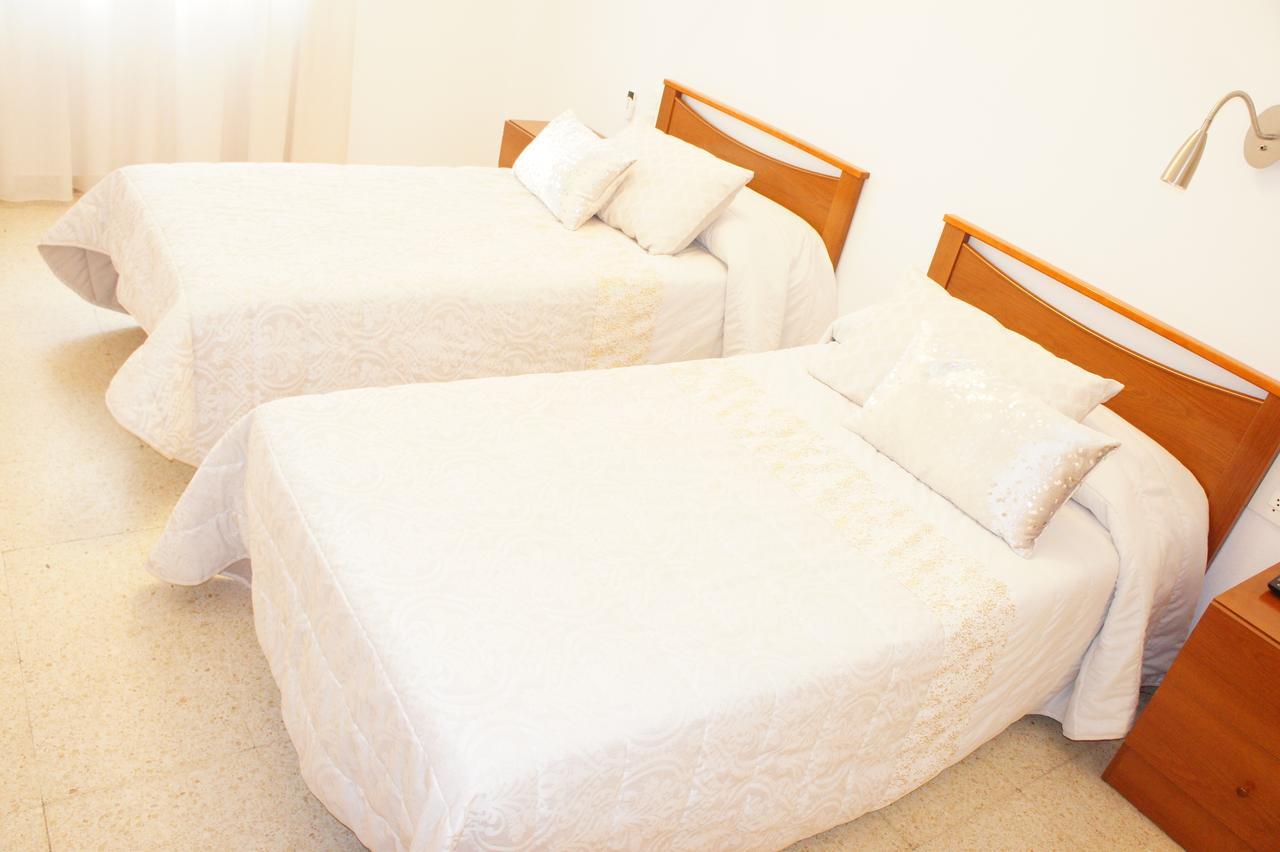 Hostal Torras Sant Hilari Sacalm Luaran gambar