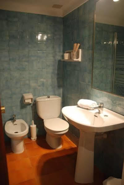 Hostal Torras Sant Hilari Sacalm Luaran gambar